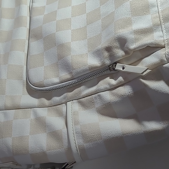 Cooler insulated Lg Bag Shell Checker Tote Adjustable Strap Zip & Pockets A/N - Picture 4 of 8